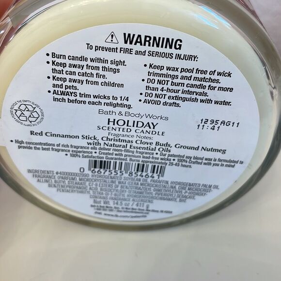 Bath & Body Works “Holiday” 3-wick candle - Picture 2 of 3